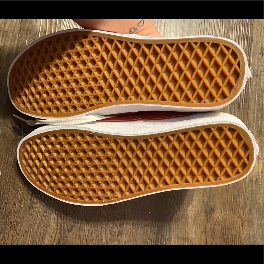Vans - Picture 4 of 5